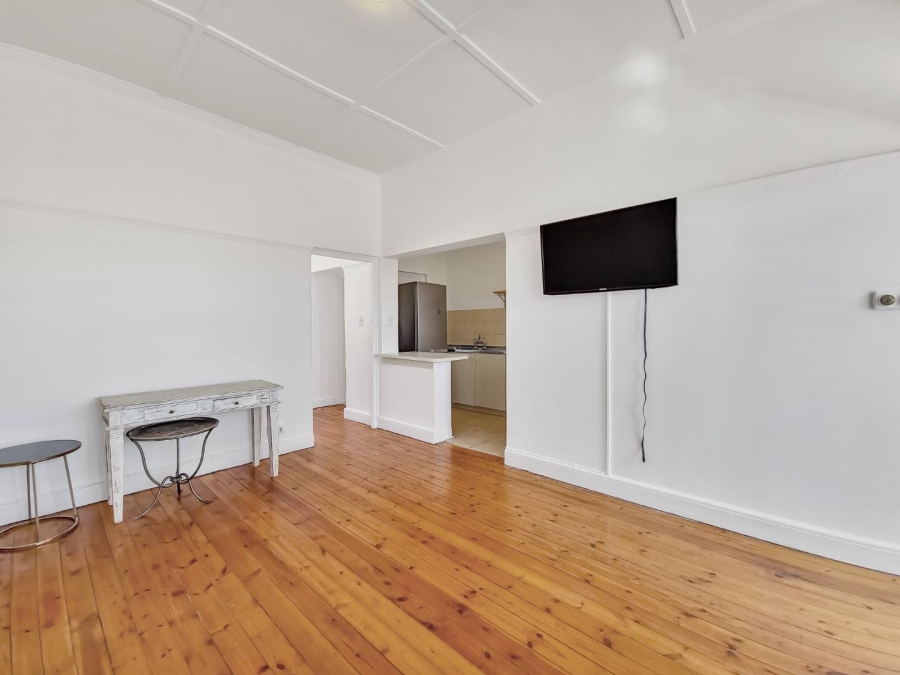 To Let 1 Bedroom Property for Rent in Gardens Western Cape